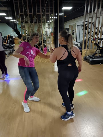 Cours de self-défense à Falaise : maîtriser une agression grâce aux clés articulaires